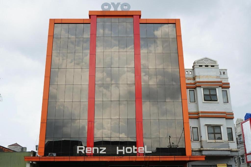 Ren'Z Hotel Bangka Island  Exterior foto